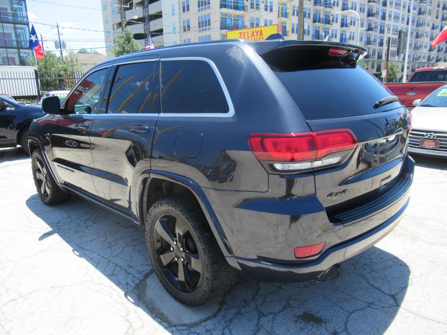 2015 Black /Black Jeep Grand Cherokee ALTITUDE (1C4RJFAGXFC) with an 3.6L V6 F DOHC 24V engine, Automatic transmission, located at 1511 North Shepherd Dr., Houston, TX, 77008, (281) 657-1221, 29.798361, -95.412560 - 2015 JEEP GRAND CHEROKEE ALTITUDE VIN: 1C4RJFAGXFC948318 1 C 4 R J F A G X F C 9 4 8 3 1 8 4 DOOR WAGON/SPORT UTILITY 3.6L V6 F DOHC 24V GASOLINE REAR WHEEL DRIVE W/ 4X4 - Photo#18